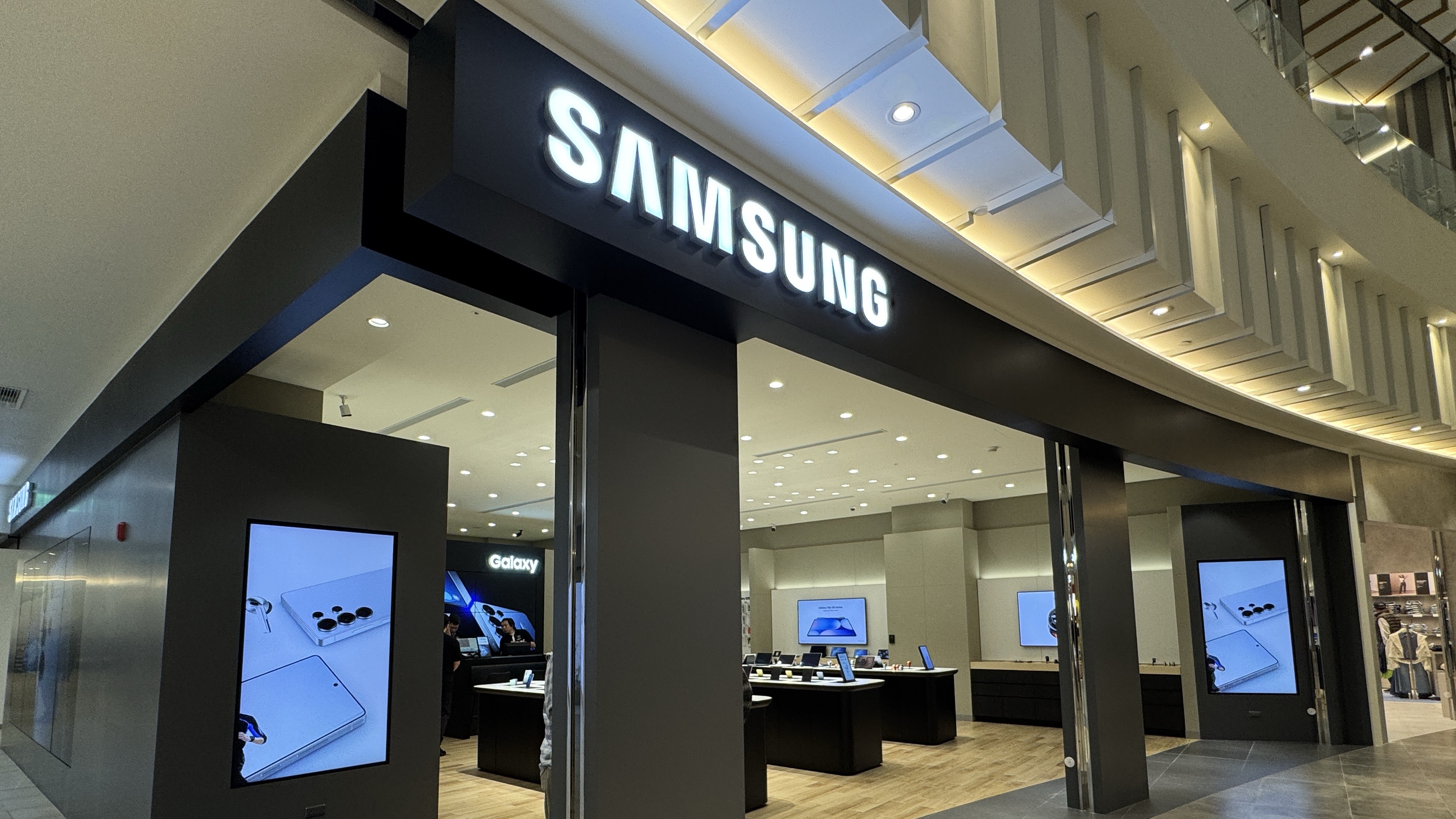 Samsung 南港Lalaport開幕 1